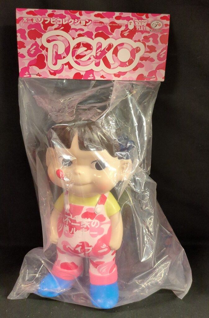 不二家ソフビコレクション BAPE ペコちゃん GREEN PINK BLUE A BATHING