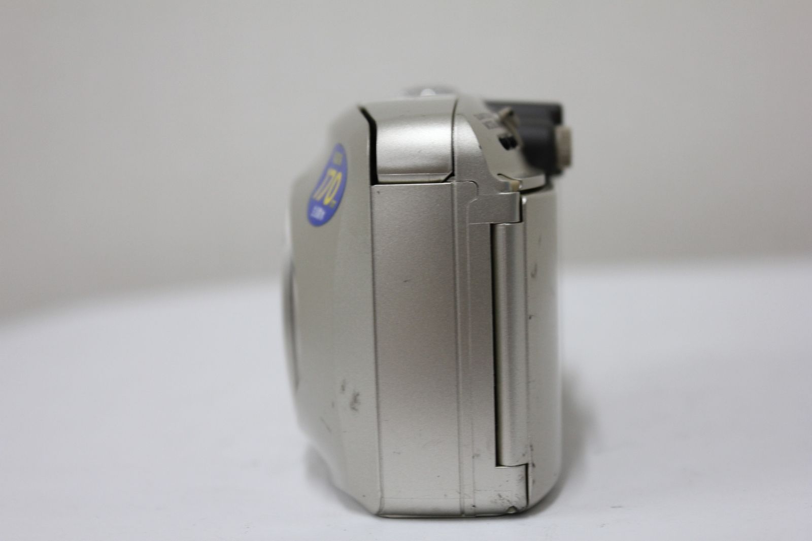 コンパクトカメラ