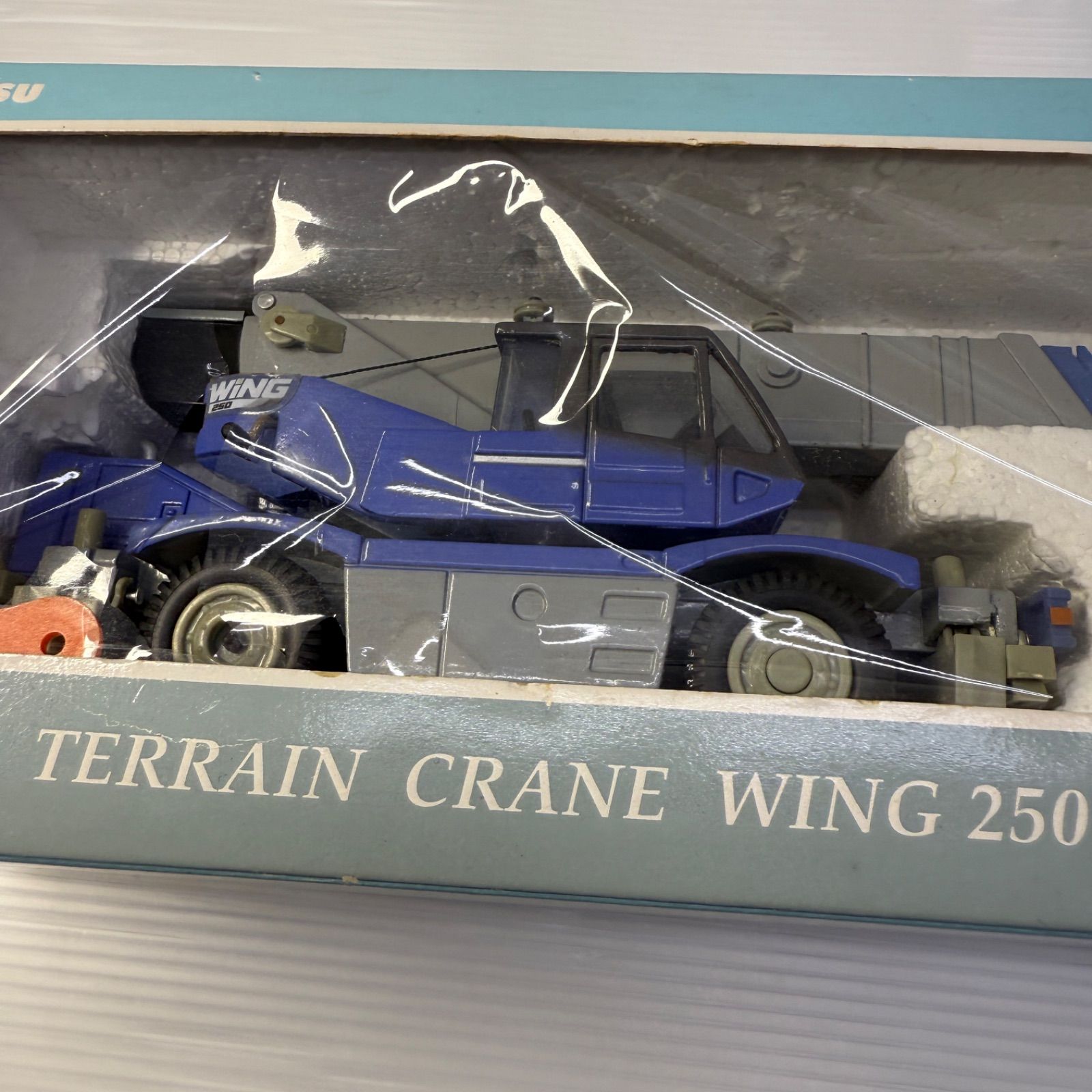 ☆コマツ WING 250☆ラフター 1/50スケール ROUGH TERRAIN CRANE