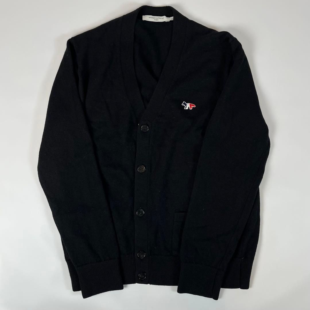美品 メゾンキツネ トリコロール フォックス 刺繍 カーディガン キャメル L 美品 メゾンキツネ トリコロール フォックス 刺繍 カーディガン