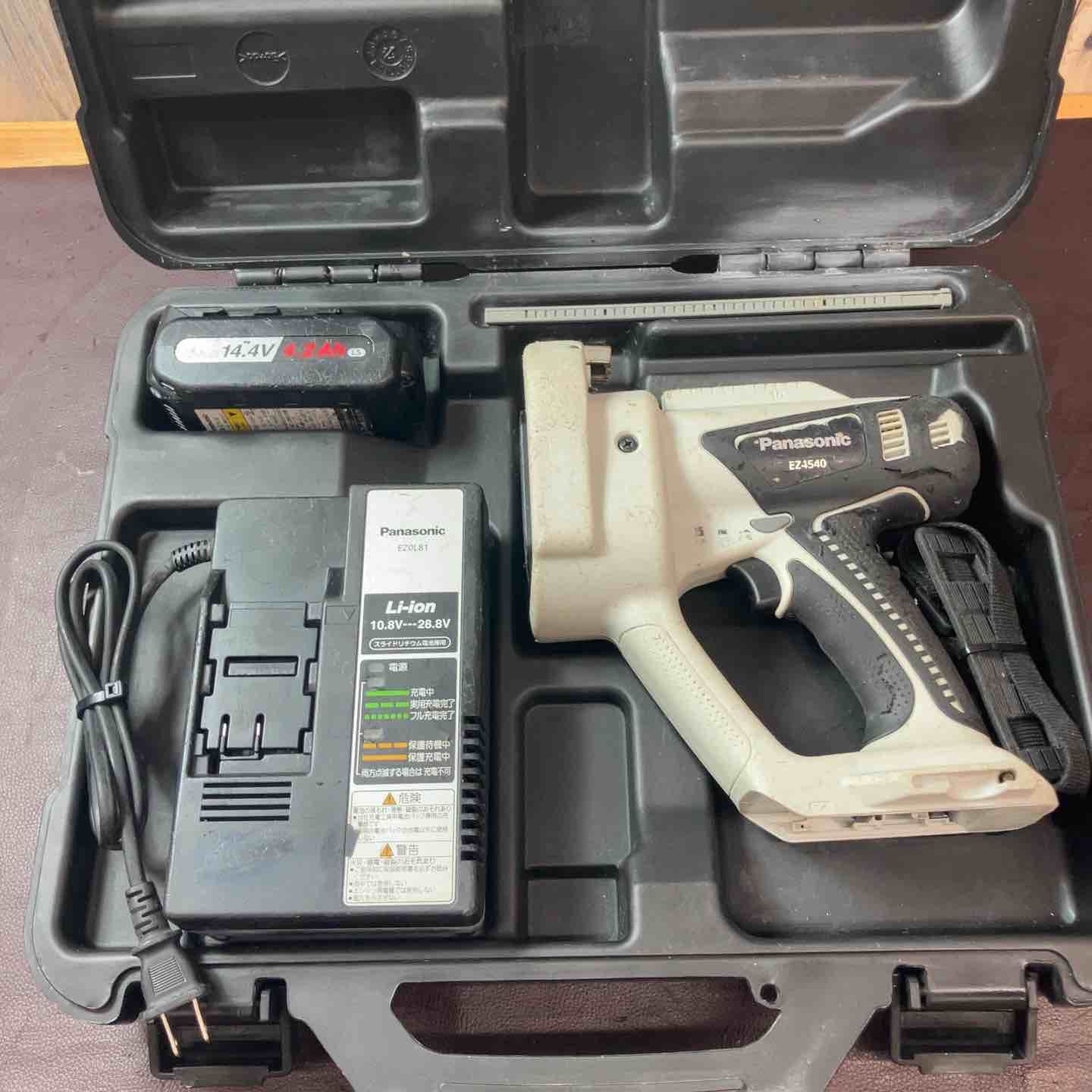 品 パナソニック Panasonic コードレス全ネジカッター EZ4540LE2S-B 東大和店