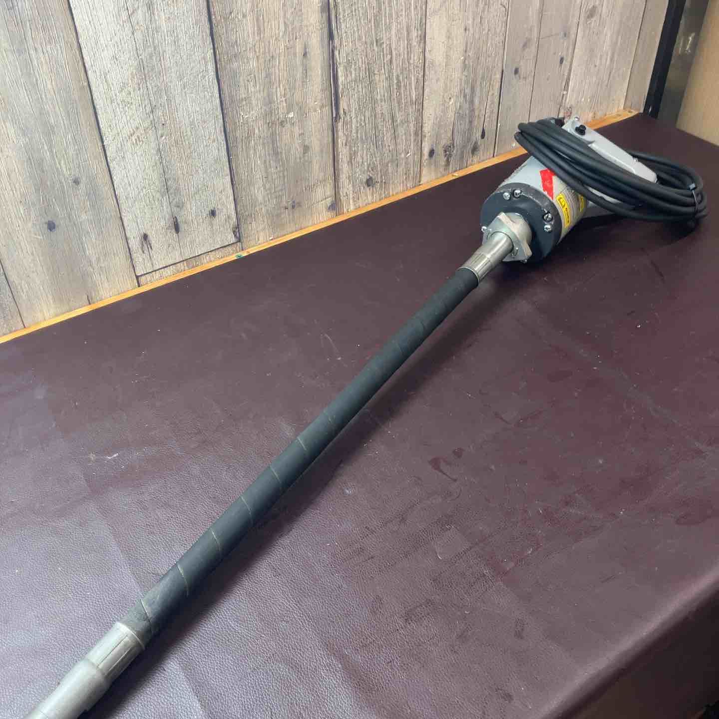 品 エクセン EXEN コンクリートバイブレータ E28FPA 東大和店