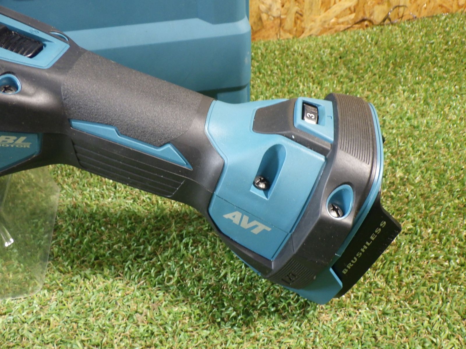 42種類もの先端工具を装着できる マキタ 18V 充電式マルチツール TM52DZ 本体 ケース 品 HRDEVELOPMENT_JP