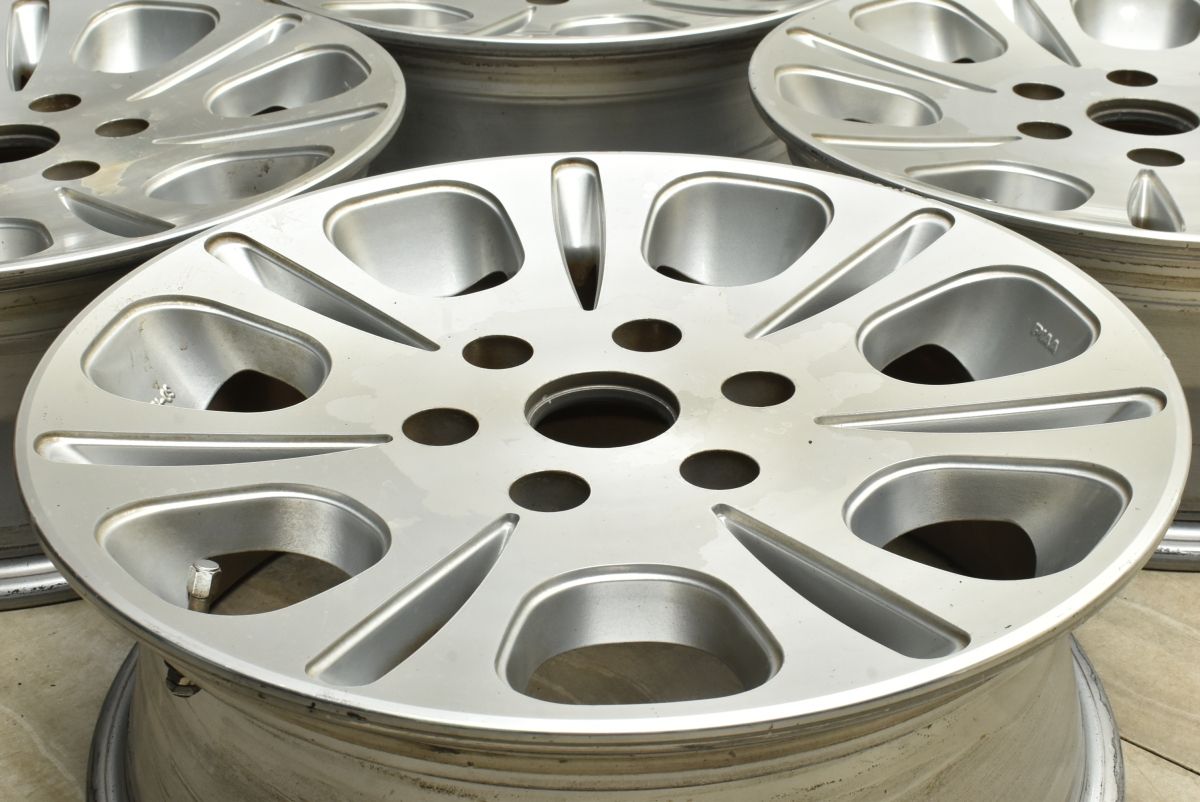 カスタム用に クルヴェトゥーラ SD-72 17.5in 6.5J 35 PCD139.7 4本セット ハイエース レジアスエース 交換用