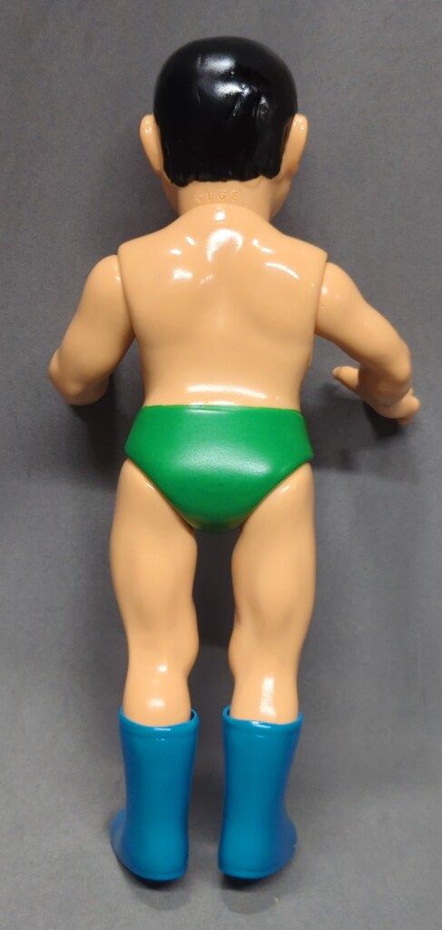 メディコム トイ ワールドチャンピオンシリーズ ソフビ アントニオ猪木 ブルマァク復刻イメージ版