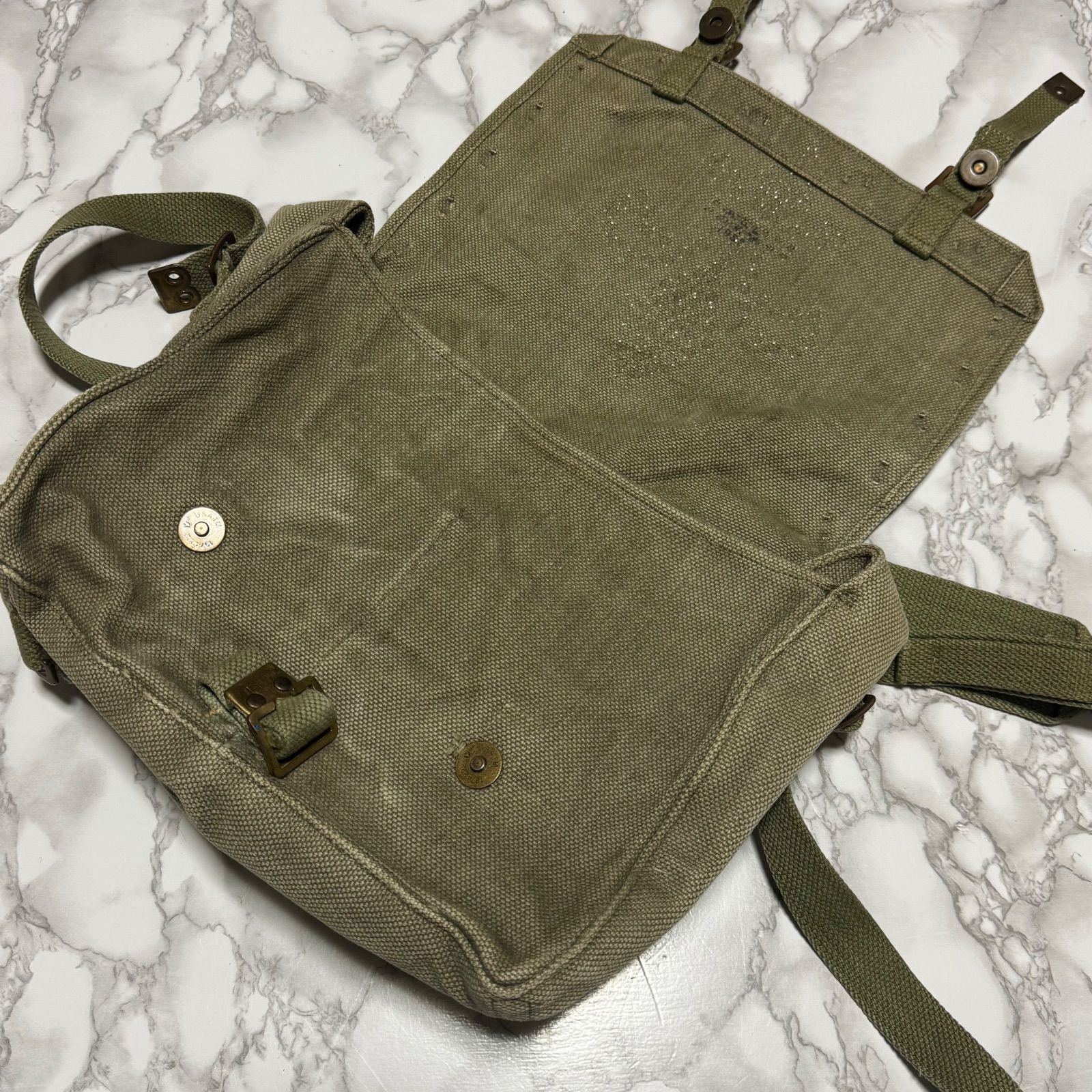 DOAアンテークスタッズ　ショルダーバッグ DOAアンテークスタッズ ショルダーバッグ