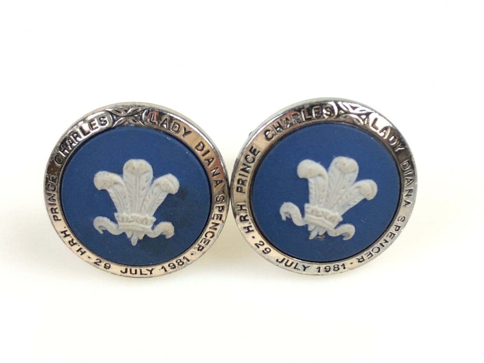 ウェッジウッド WEDGWOOD ダイアナ妃 チャールズ皇太子 ご成婚記念 1981年 カフス カフリンクス メタル 陶器 送料無料