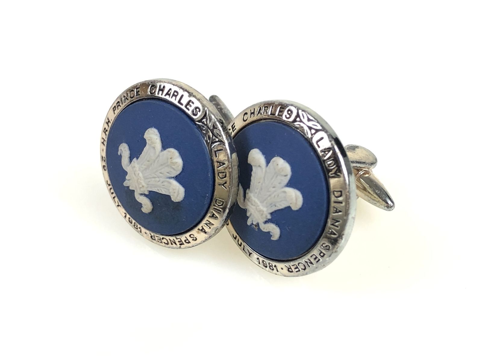 ウェッジウッド WEDGWOOD ダイアナ妃 チャールズ皇太子 ご成婚記念 1981年 カフス カフリンクス メタル 陶器