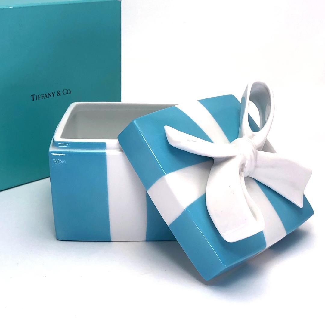 売り切り ラージサイズ Tiffany ティファニー ラージサイズ ブルーボックス 小物入れ 陶器 ブルー ホワイト
