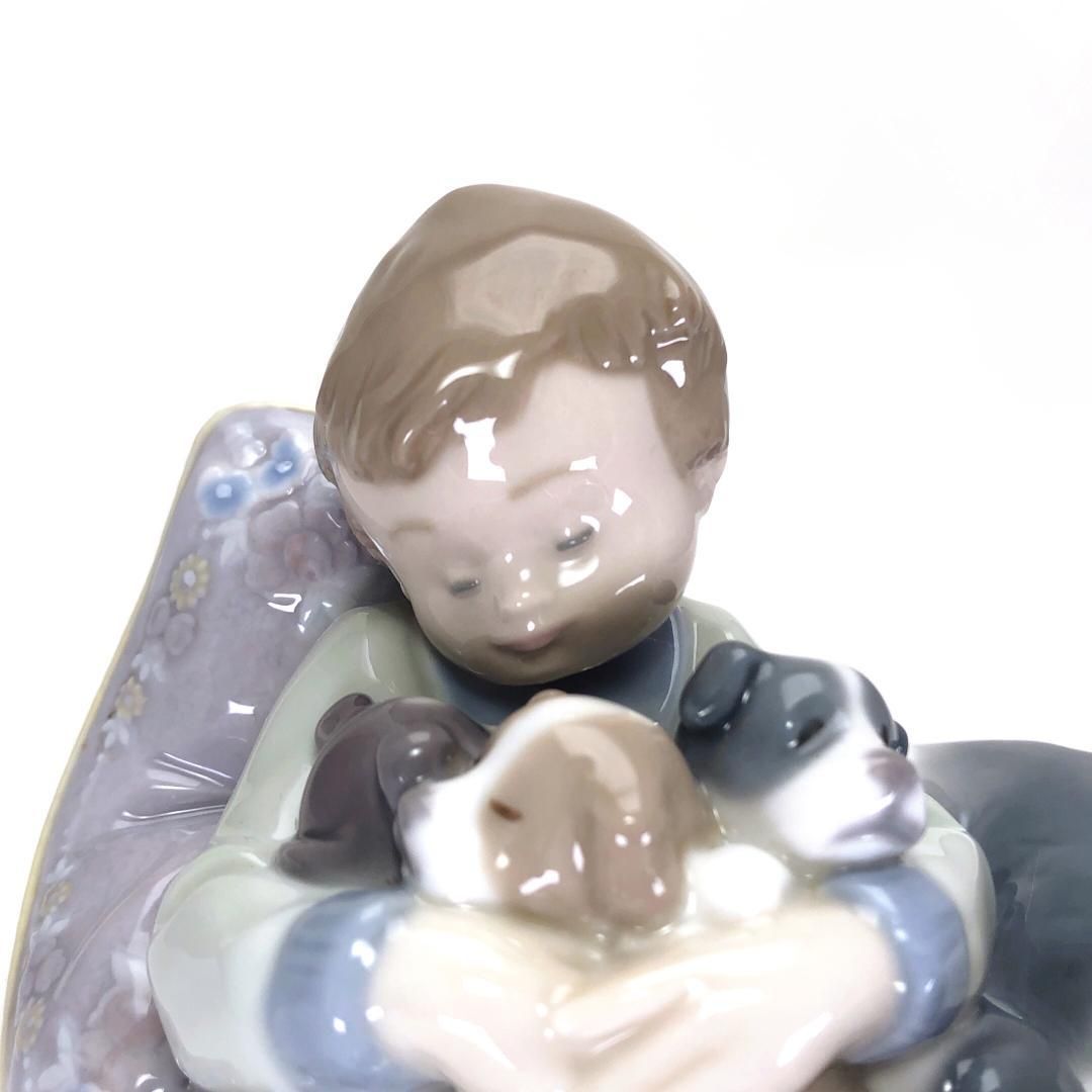 リヤドロLLADRO【美品】フィギュリン みんなおねんね 1535 少年と犬 美