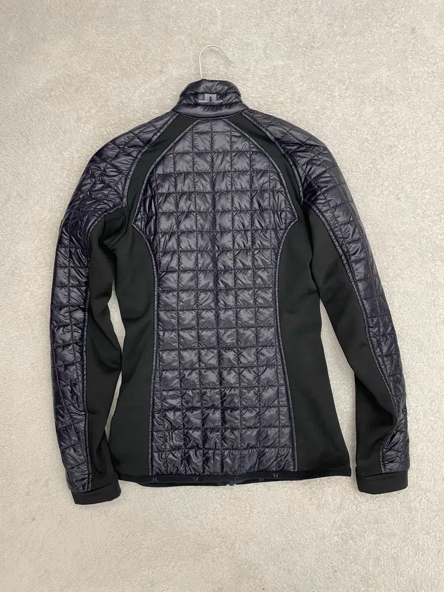 J.LINDEBERG J.リンドバーグ 軽量ダウン 55