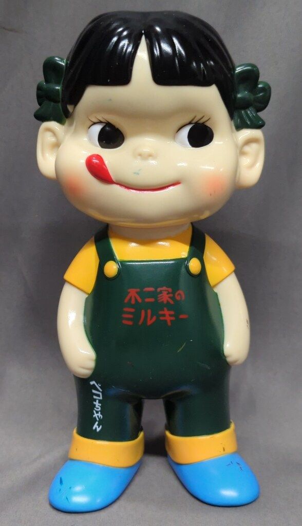 MEDICOM TOY 不二家ソフビコレクション 不二家 ペコちゃん 緑オーバーオール