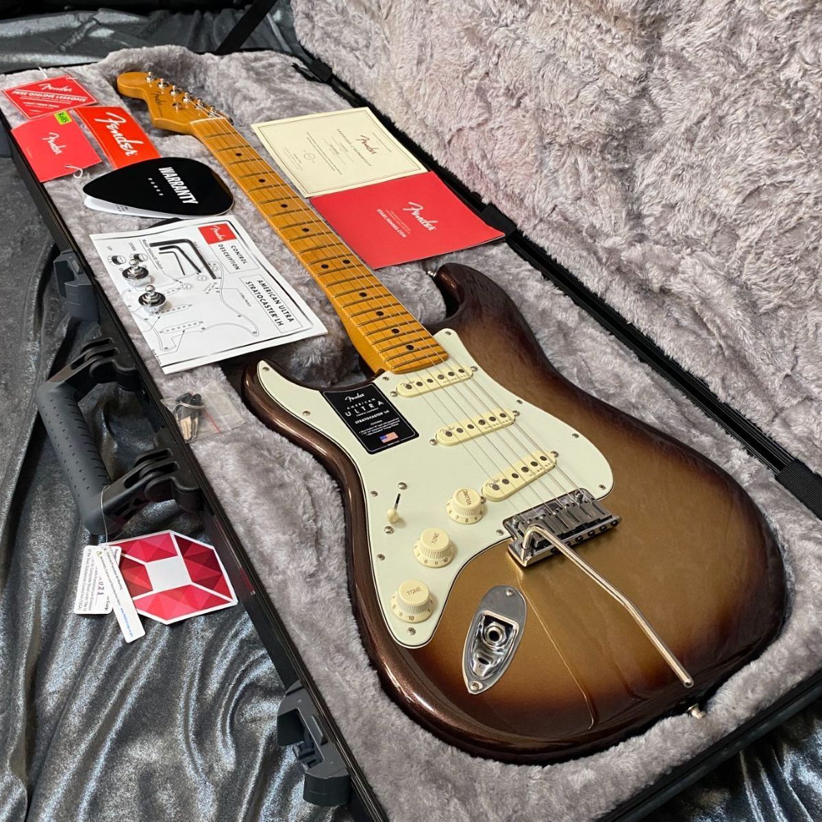 左利き用レフティーモデル Fender USA American Ultra Stratocaster 2021年製 ハードケース付 フェンダー アメリカン ウルトラ ストラトキャスター エレキギター