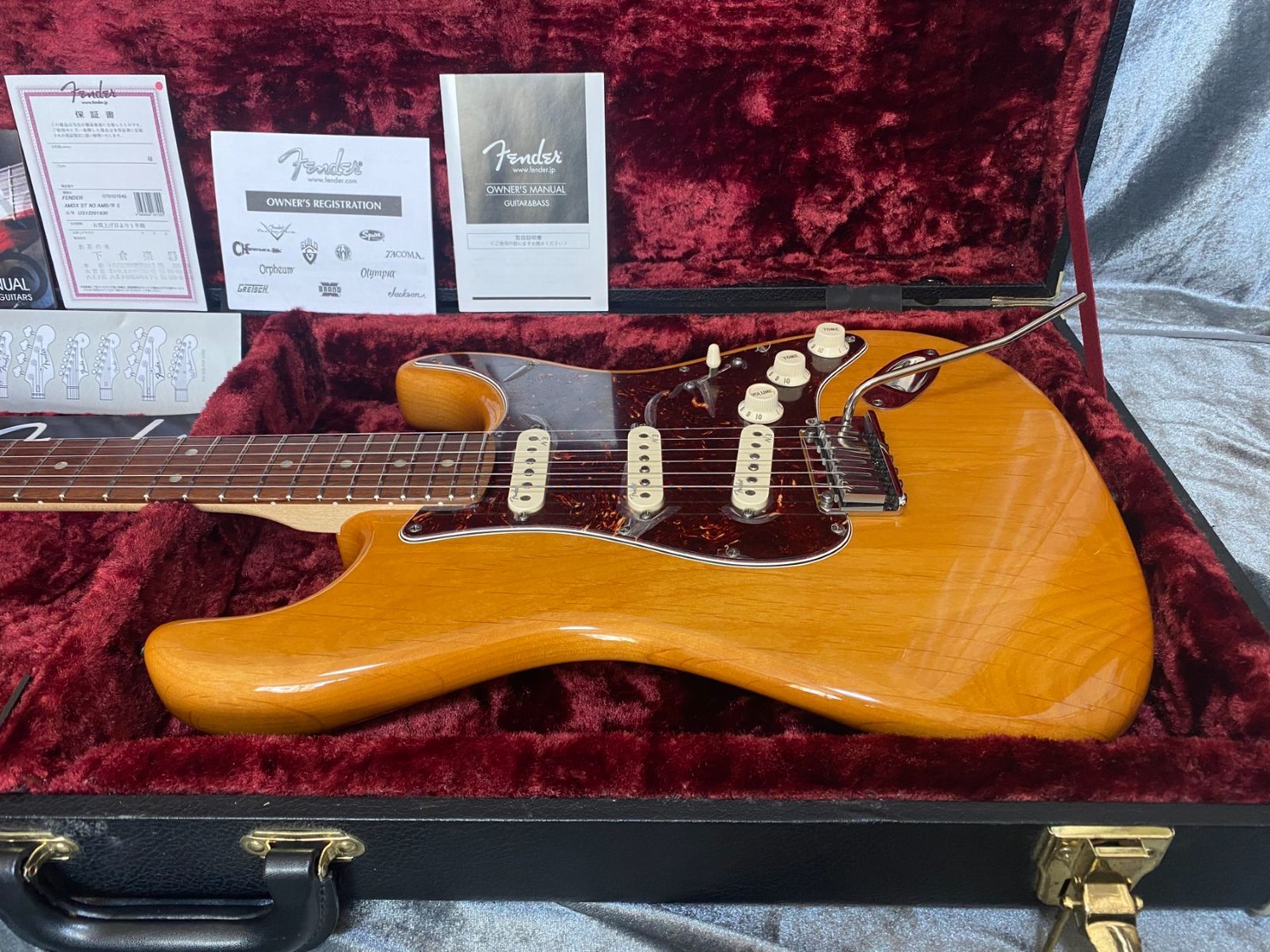 Fender American Deluxe アメリカン・デラックス・ストラト フェンダー