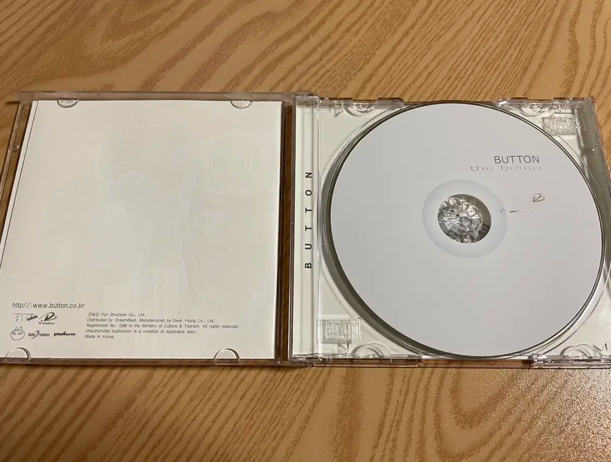 シンヘチョル 製作 モダンロック バンド Button ボタン 1 家 CD