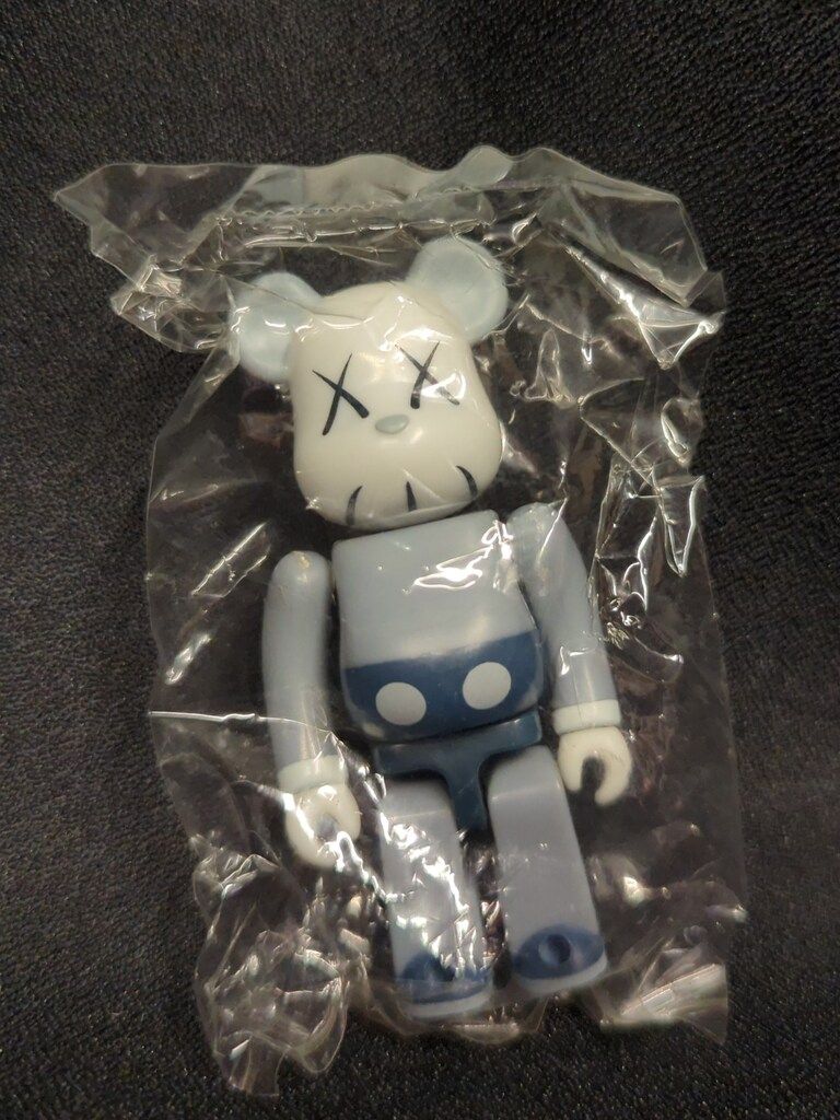 ORIGINALFAKE BE RBRICK KAWS OriginalFake WWW_STEELWINDOWSANDDOORS_COM
