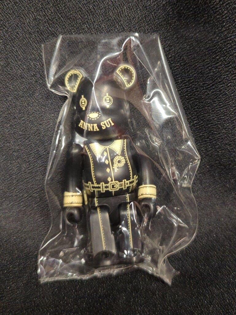 MEDICOMTOY BE RBRICK ANNASUI BE RBRICK