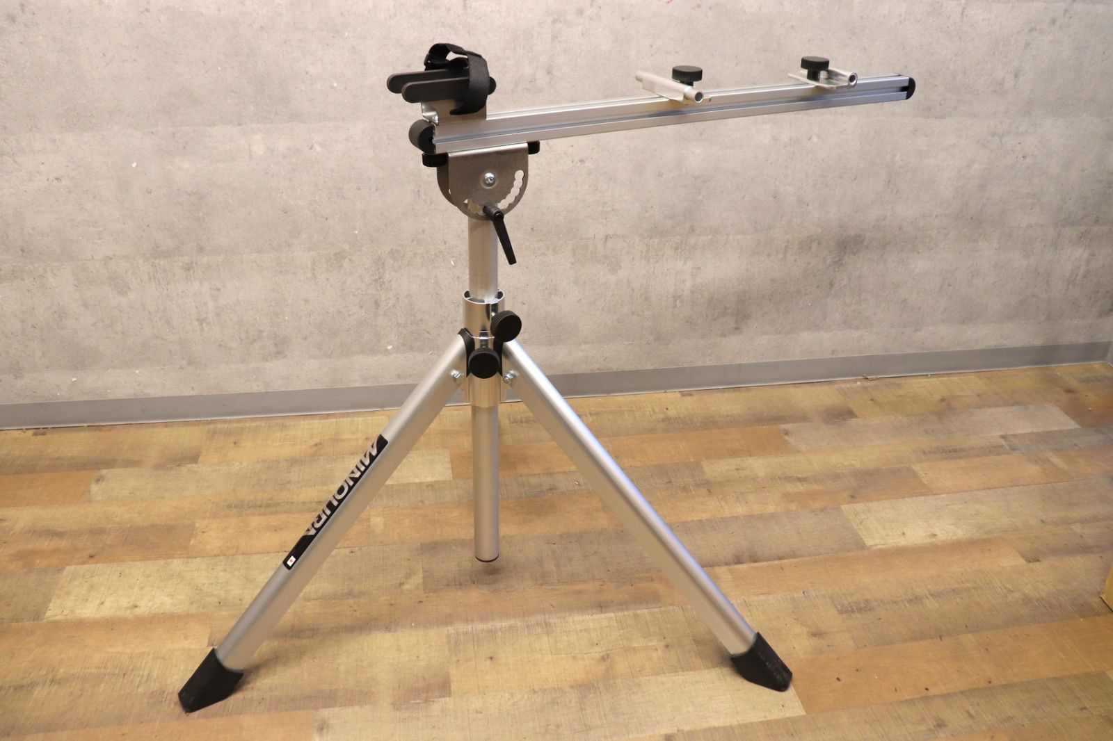 ミノウラ MINOURA RS-1800 メンテナンススタンド スルーアクスルのみ対応 さいたま浦和店