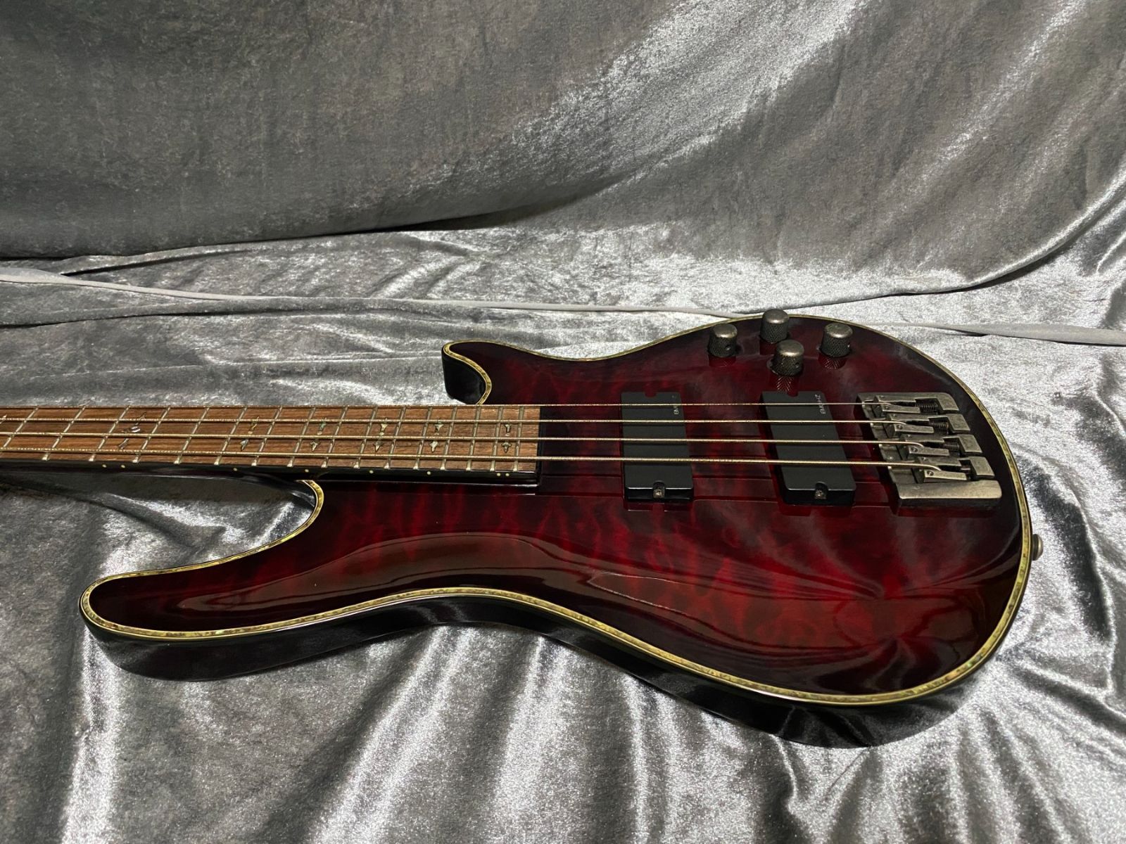 EMGアクティブPU搭載