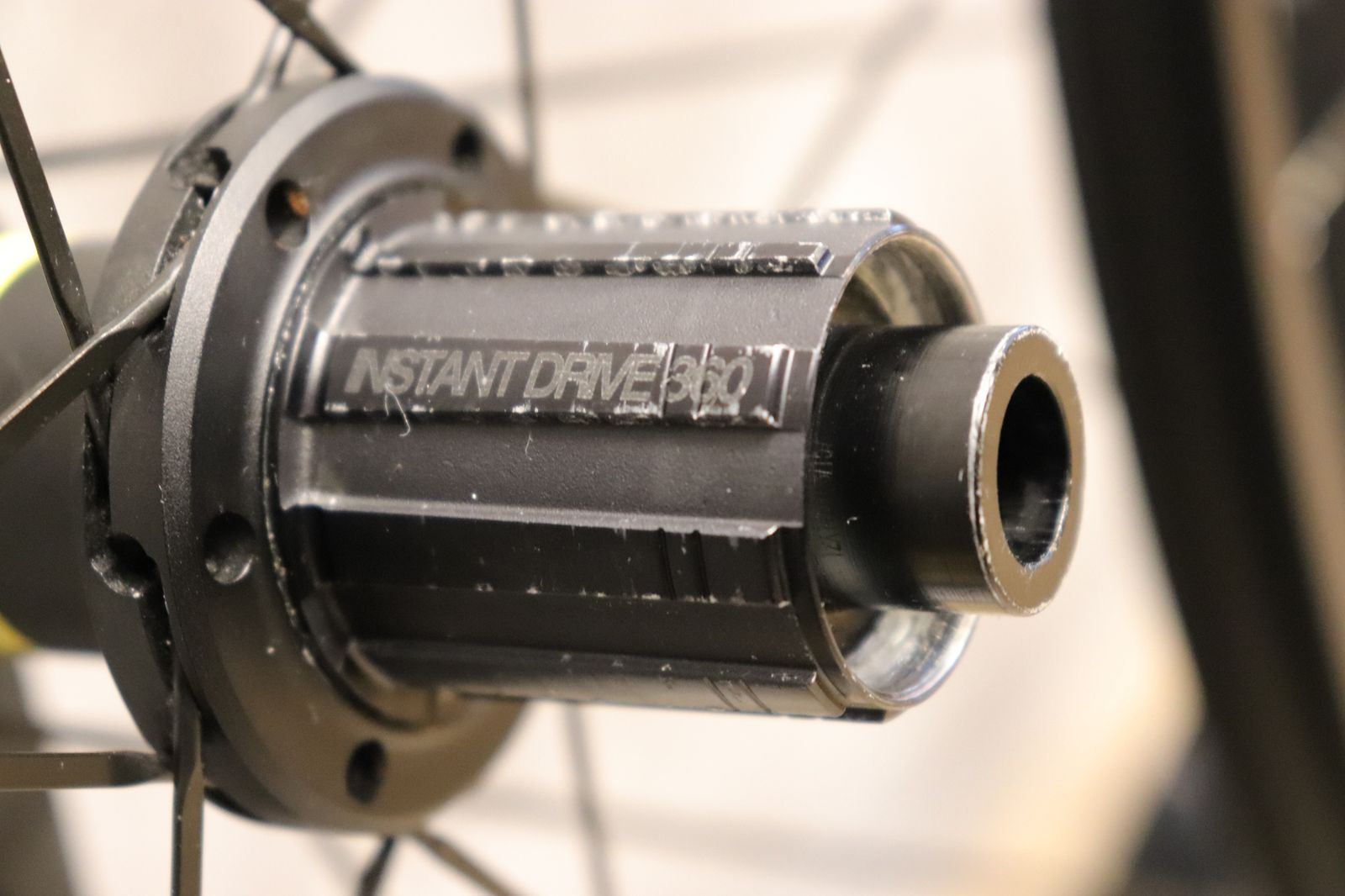 【信用第一】 マヴィック MAVIC キシリウム KSYRIUM S 25 DISC アルミ チューブレス ホイールセット シマノ12|11S さいたま浦和店 安い！かわいい！