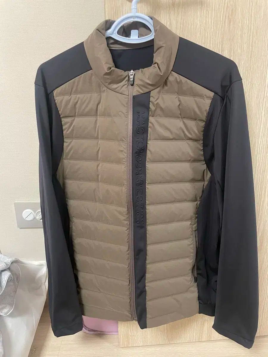 マスターバニーエディション ダウン アウター ブラウン 1回使用