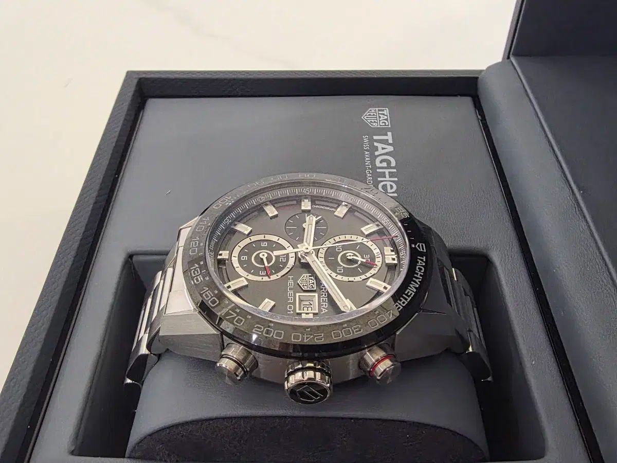  TAG Heuer タグ ホイヤー ホイヤー01 ノンスケルトン CAR201W クロノグラフ 並行商品 春コーデ 自動巻き時計 腕時計(アナログ)