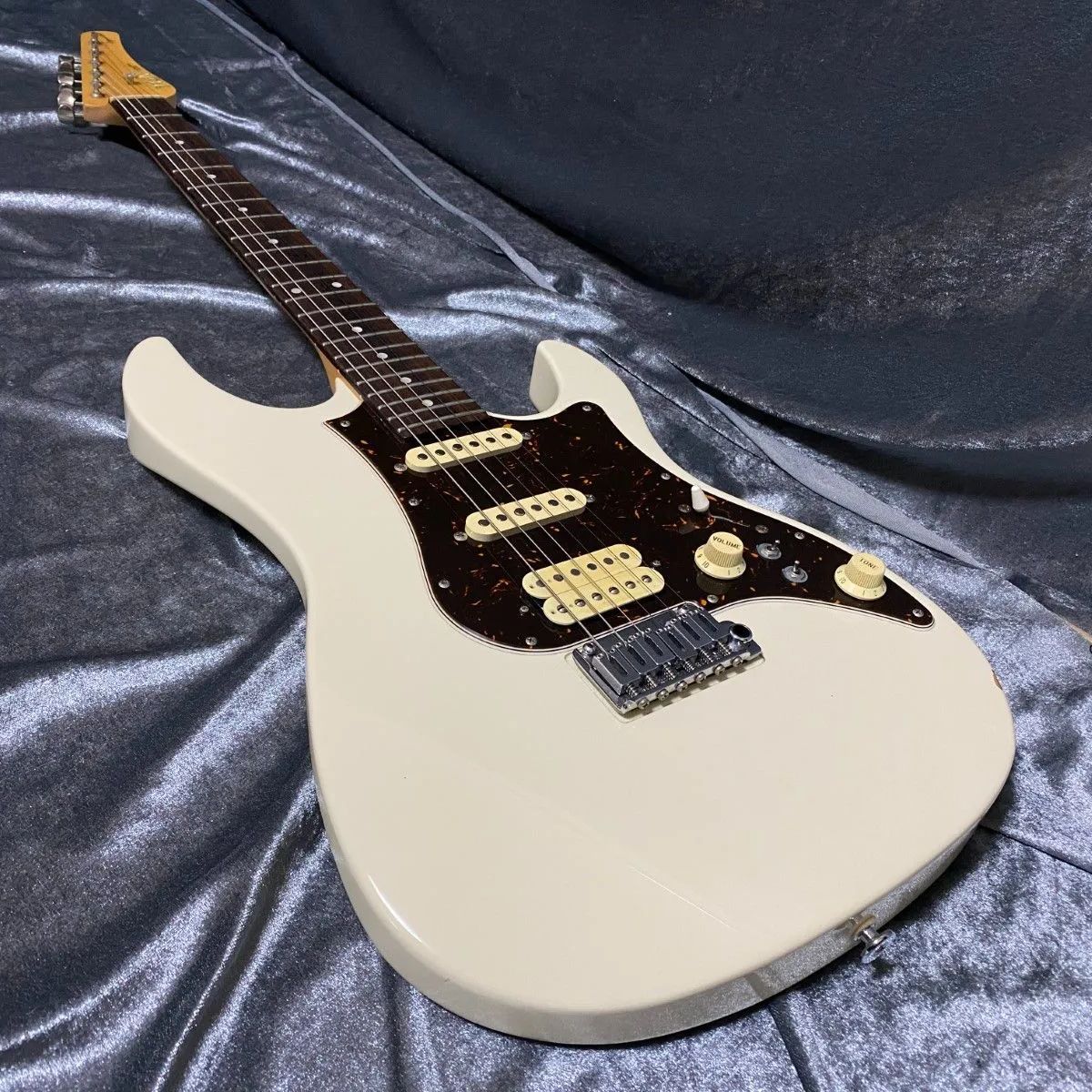 尾崎豊メモリアル WLG ギター型おもちゃ限定生産品 尾崎豊 メモリアル