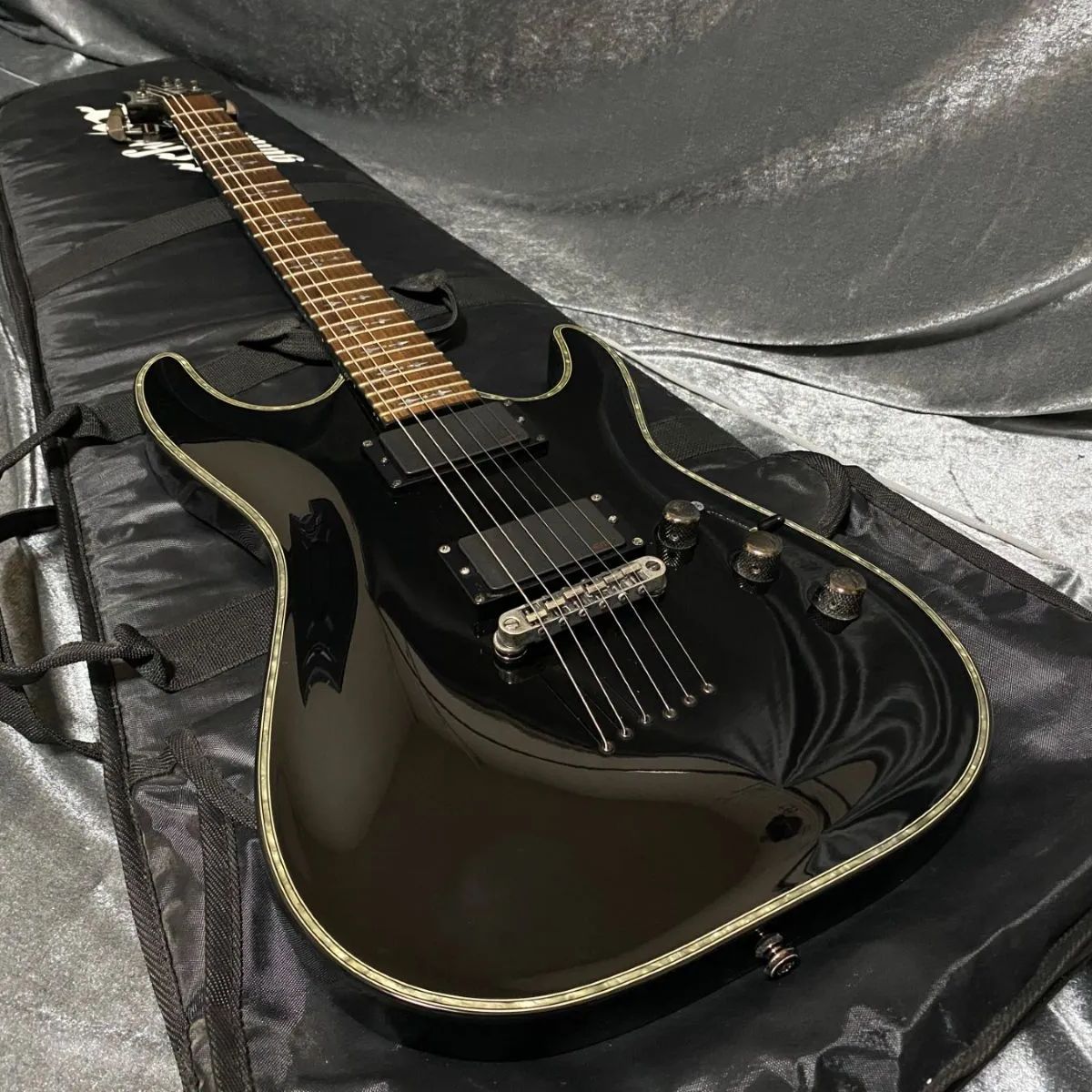 Schecter AD-C-1-HR EMGピックアップ搭載 コイルタップ付き シェクター 2015年製 エレキギター