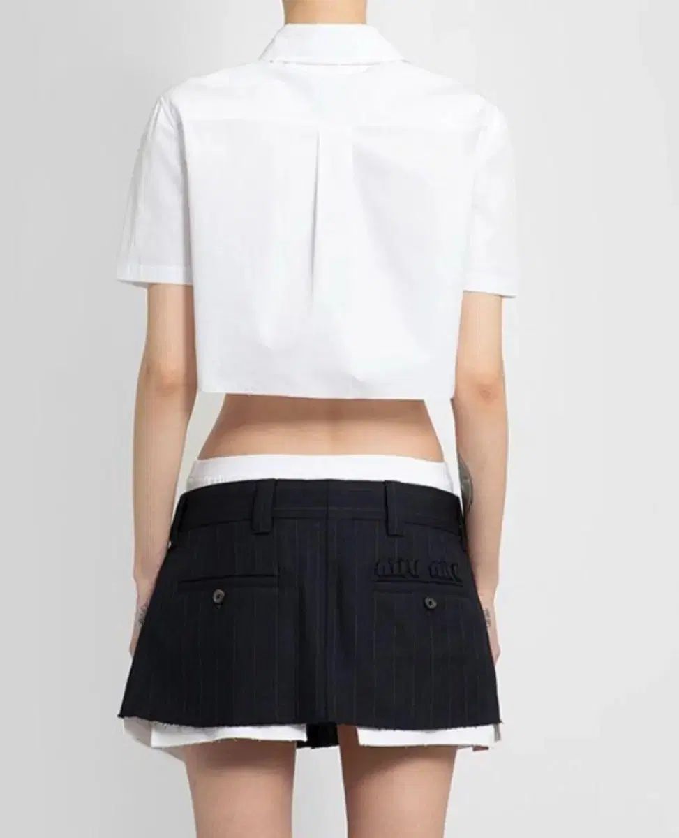 半袖 クロップドシャツ