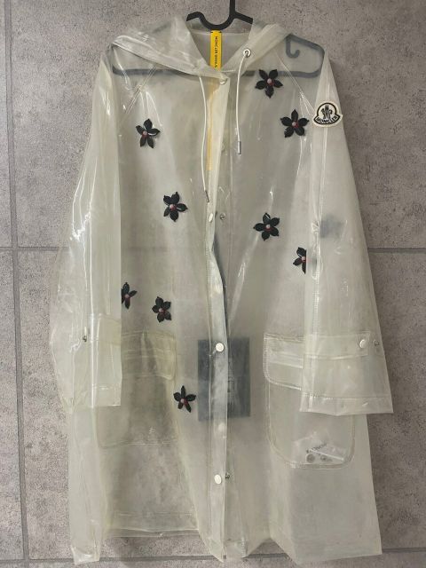 MONCLER モンクレール GENIUS SIMONE ROCHA シモーネロシャ SNOWDROP スノードロップ レディース 2019SS 春夏 花装飾レインコート レインウェア パーカー 001 透明 雨具 ジーニアス サイズ1 経年によるクスミや