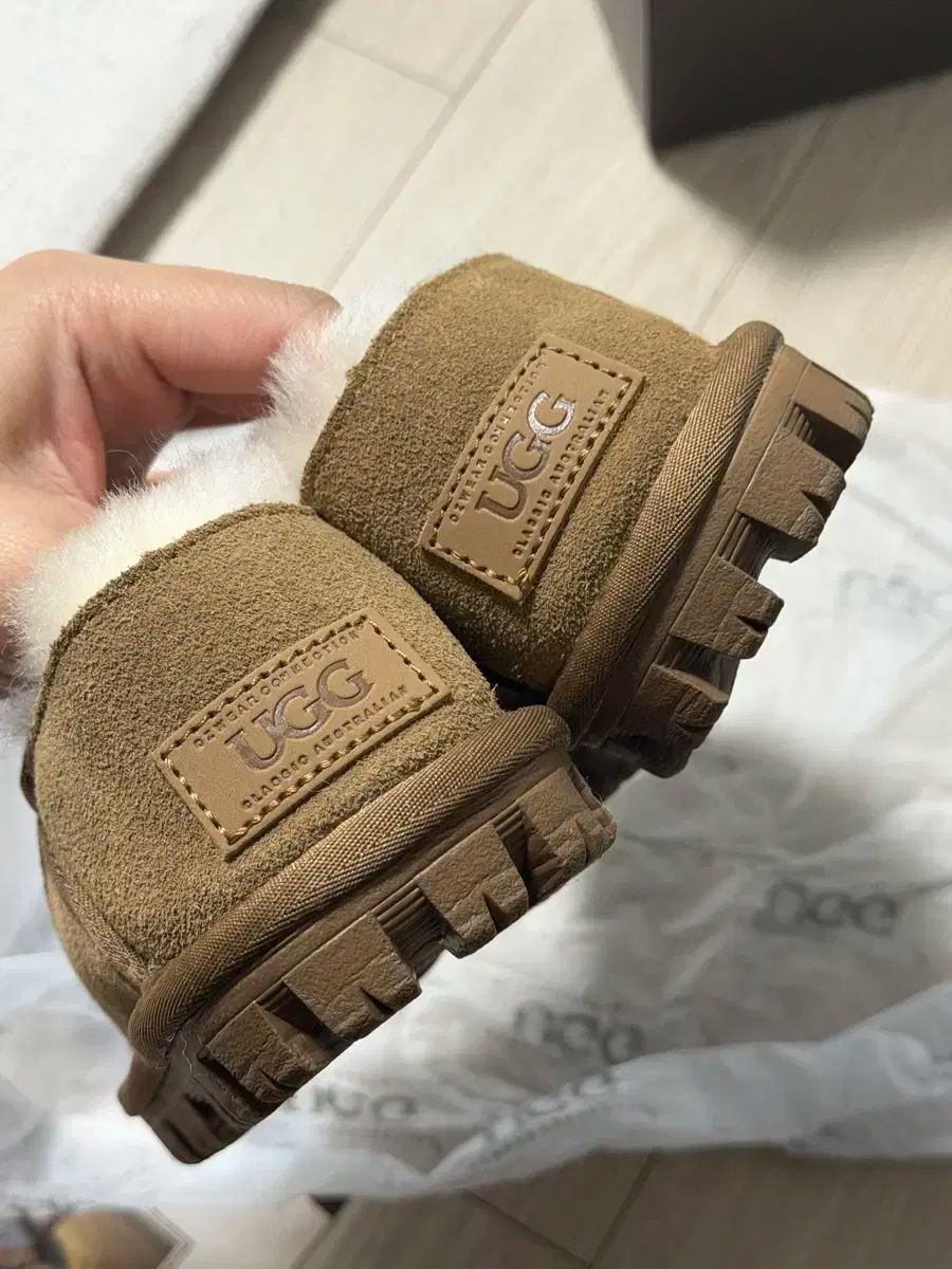 アグ レミ スリッポン チェスナット 11 12 190