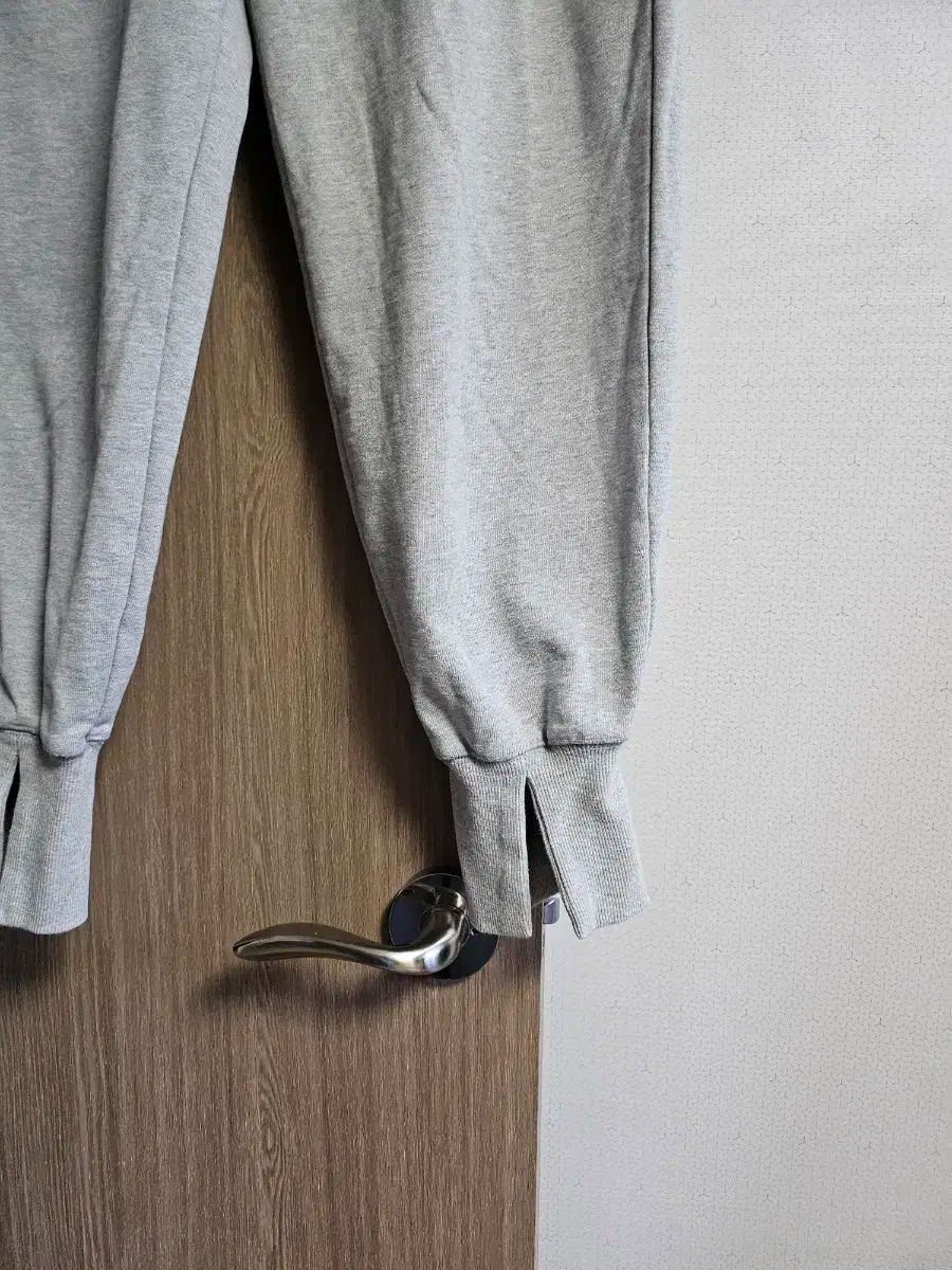 コスモポリタン ジュライ 5577マイルズ ジョガーパンツ DECORATOM_COM_BR