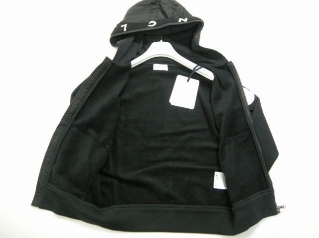  MONCLER モンクレール フードロゴ スウェットパーカー フーディー キッズサイズ8 A 10 8才-10才サイズ 2020-2021 AW 秋冬 スエット トレーナー 999 ブラック 黒 KIDS 子供 8 G 727-20-809 B 3 その他 トップス
