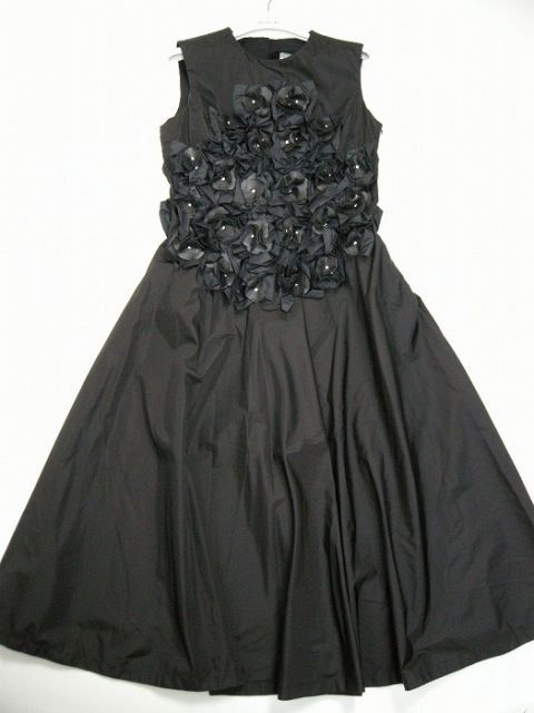 MONCLER|モンクレール|GENIUS|ジーニアス|NOIR KEI NINOMIYA|ノワール ケイ ニノミヤ|レザーフラワー ノースリーブ ワンピース|ドレス|レディース|2018-2019秋冬|AW|999|ブラック|黒||サイズ40 S-M