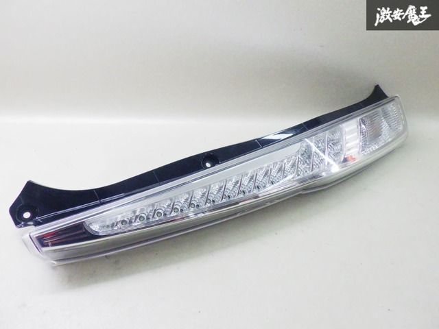 点灯OK！ ダイハツ 純正 LA100S LA110S ムーヴカスタム ムーヴ 