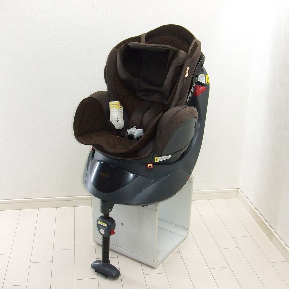  チャイルドシート アップリカ フラディアS Fladea 新生児から4歳 ベッド型 回転式 C.一般 車用チャイルドシート チャイルドシート