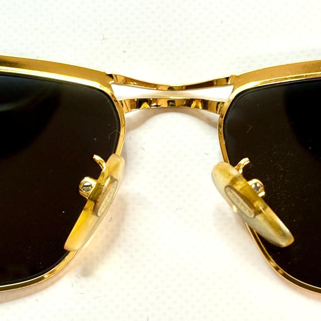 ゴールド ブラック