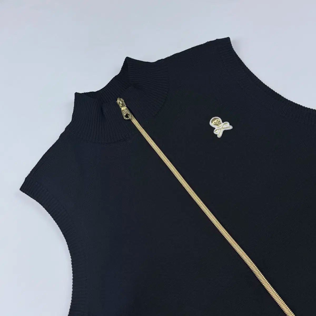 MARK - LONA マークアンドロナ 防風ベスト