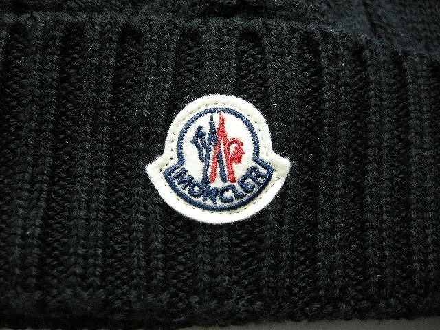  大人も着用OK キッズサイズ MONCLER モンクレール ロゴワッペン付きケーブル編みニットキャップ CAP ニット帽 帽子 ビーニー KIDS ガール レディース 2020-2021 AW 秋冬 999 ブラック 黒 イタリア製 954 ニット帽 ビーニー 帽子