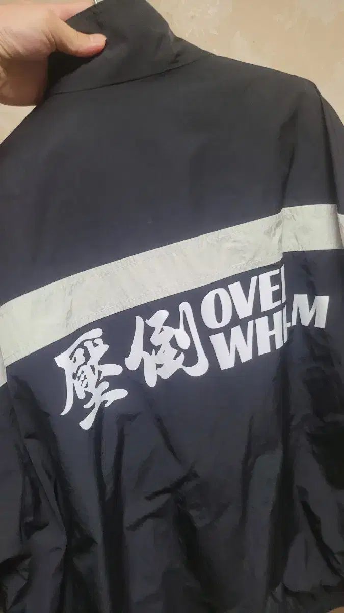 圧倒 001 ボトムス 002 トップス M