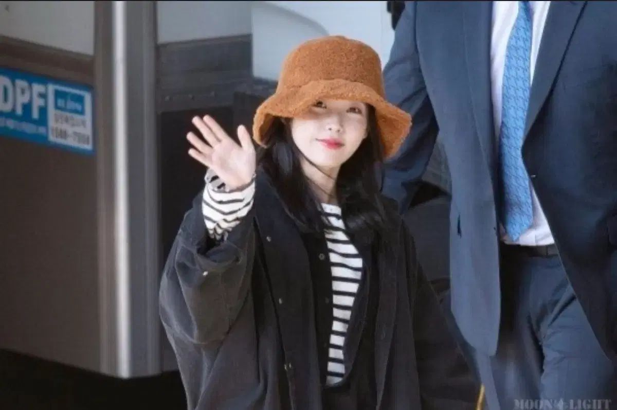 LUCKY CHOUETTE ラッキーシュエトゥ アイユー ブラウン バケットハット