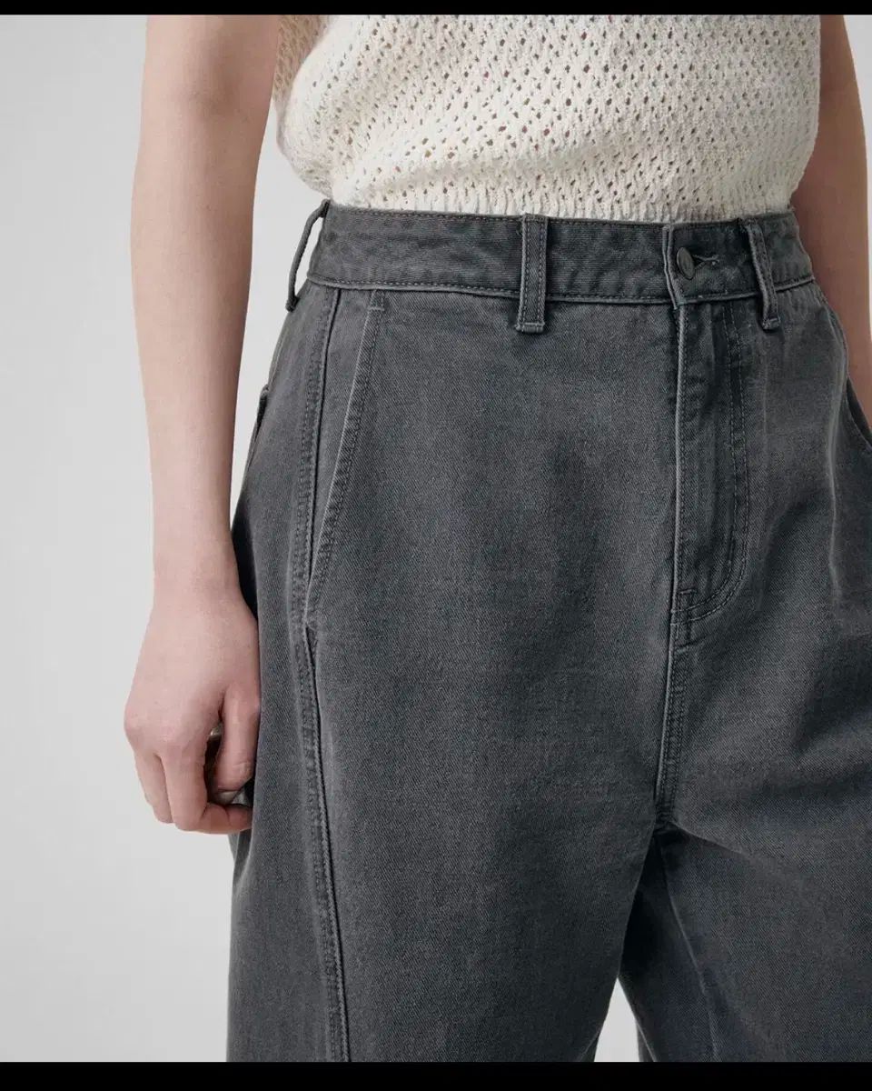 MUSINSA ムシンサスタンダード ウィメンズ ツイスト セミ バルーン