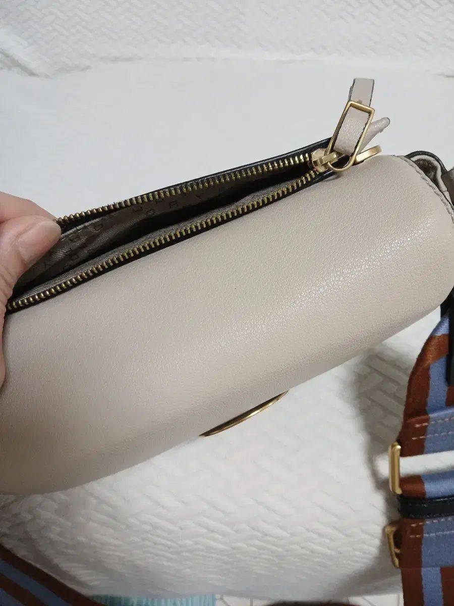 orYANY オリアニー バンダル クロスバック 8万円 状態良し 価格 20万円台 DECORATOM_COM_BR