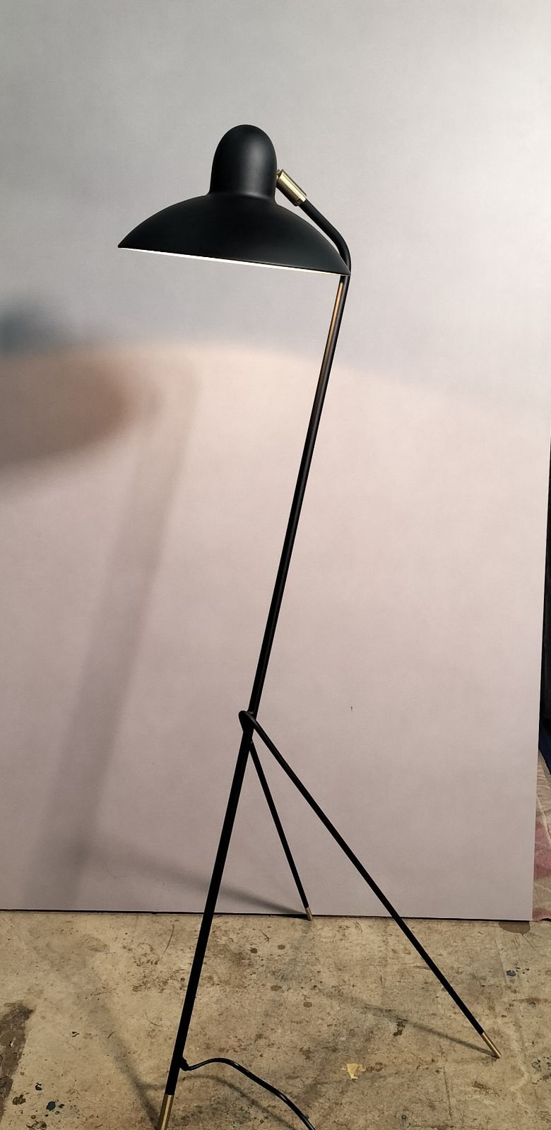DI CLASSE Arles フロアランプ ブラック 照明 モデルルーム 2006 NEXPOTALLINN_EU
