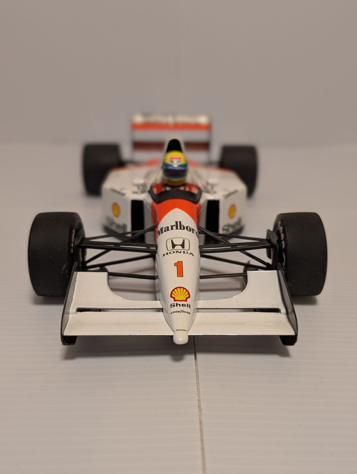 注意あり ミニチャンプス1 18 マクラーレンMP4 7 アイルトン セナ