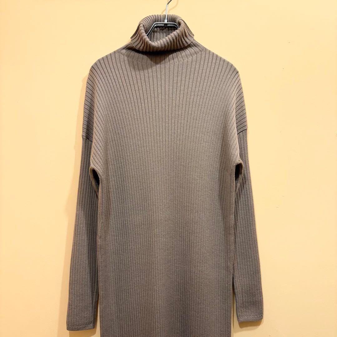 ニットワンピース