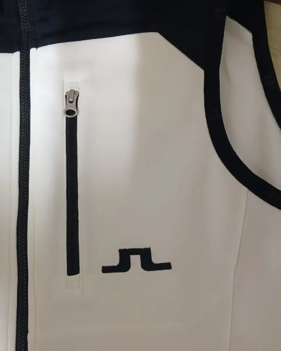 J.リンドバーグ