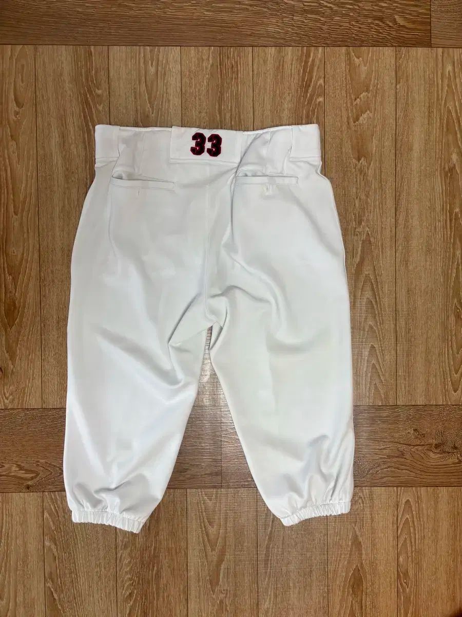 送料無料・30日間返品無料。 アダム オーラー選手 実着用 ズボン KIAタイガース