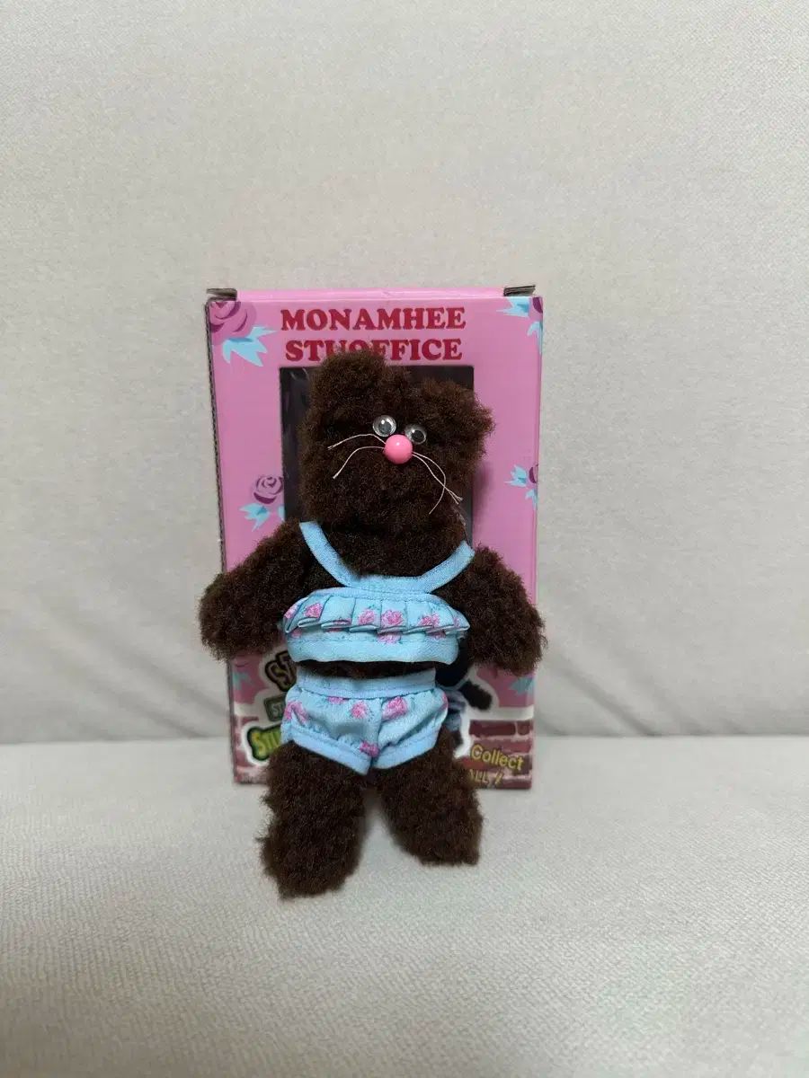 モナムヒ stu キーホルダー ボックス 含む 服 三着