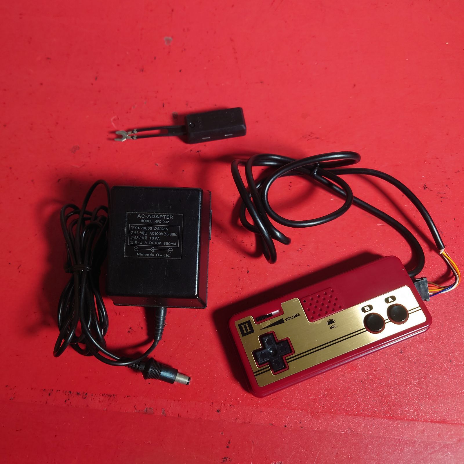 ファミコン本体